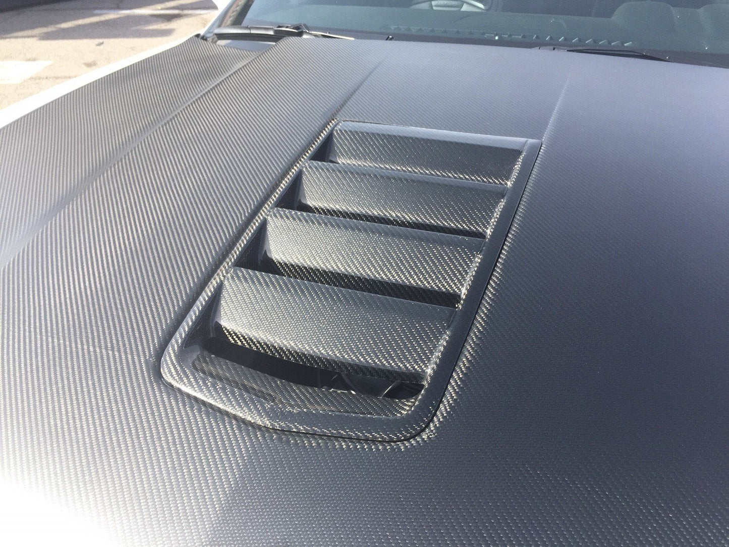 2014-2015 CAMARO Z28 CARBON FIBER HOOD VENT